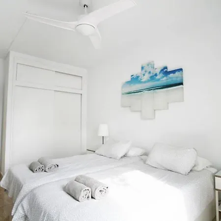Beautiful Modern * 蒂亚斯